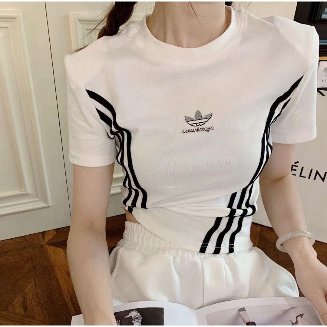 【tops】ラウンドネック半袖着やせTシャツF7809