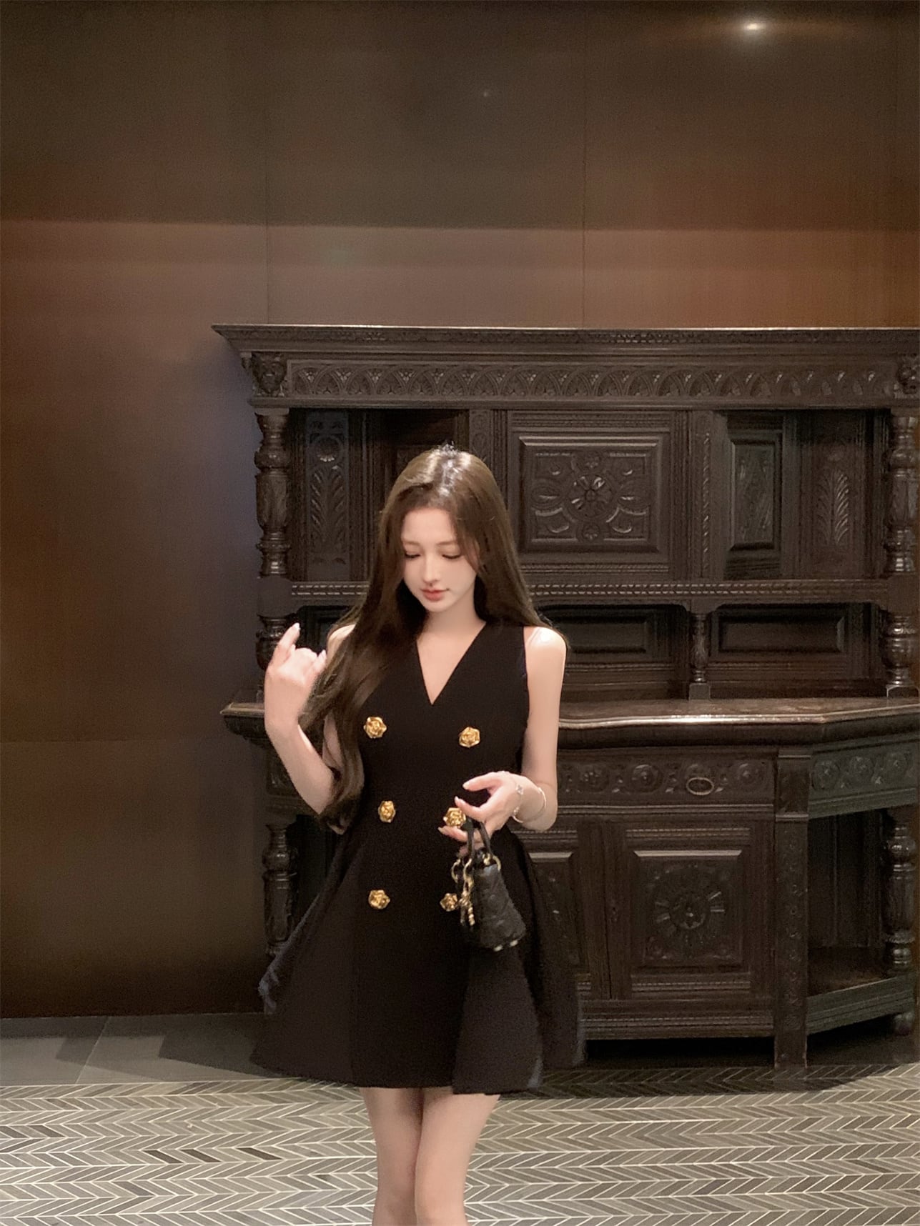 【dress】Vネックノースリーブワンピース　M29828