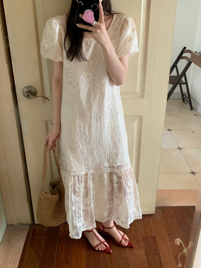 【dress】ジャカード刺繍ワンピース　M24731