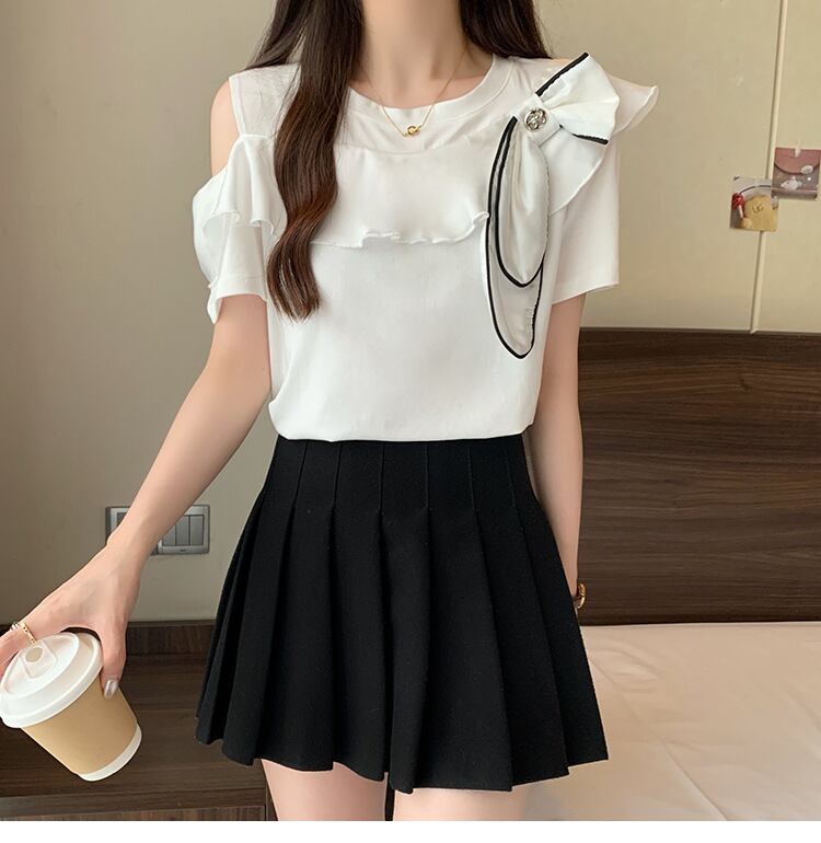 【tops】オフショルダー半袖TシャツG21044