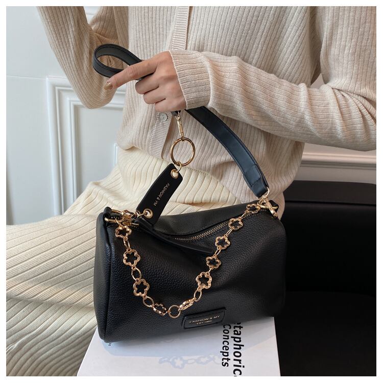 【小物】気質満点レディースファッションオシャレ 合わせやすい肩掛け斜め掛けバッグ  G3581