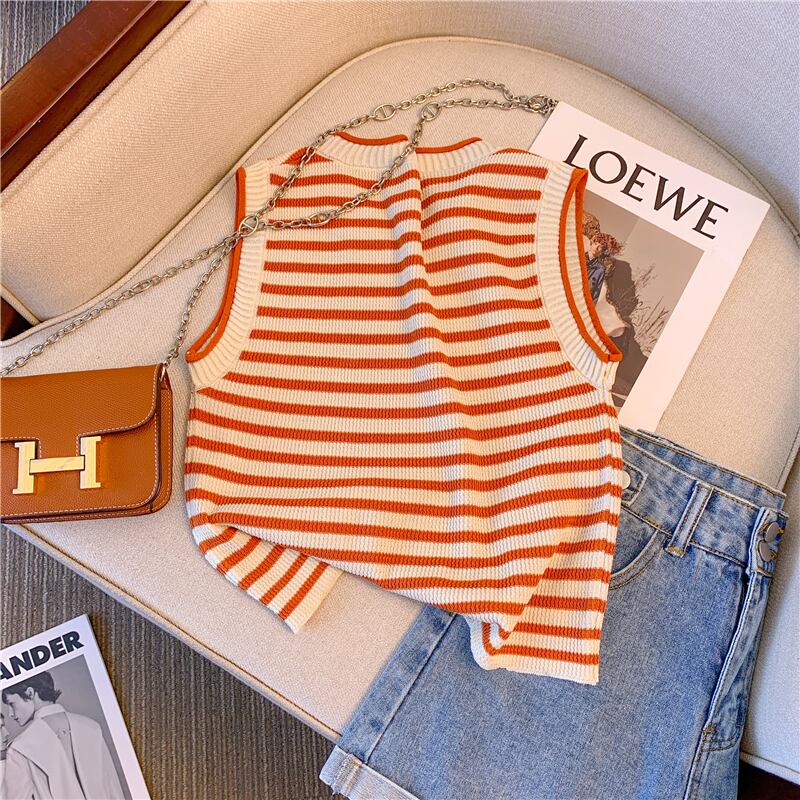 【tops】ボーダー柄ニットタンクトップF7178