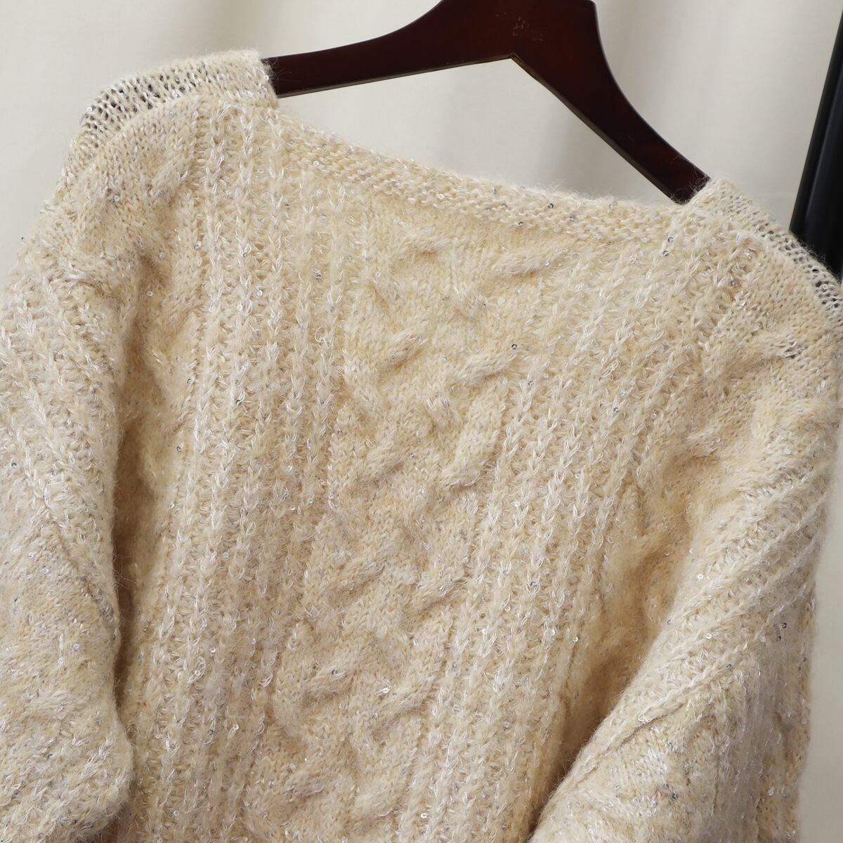 【tops】スパンコールニットセーター　M29050