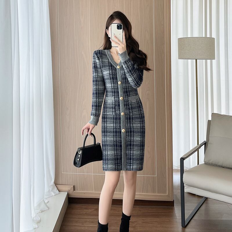【dress】Vネックニットワンピース Q6780