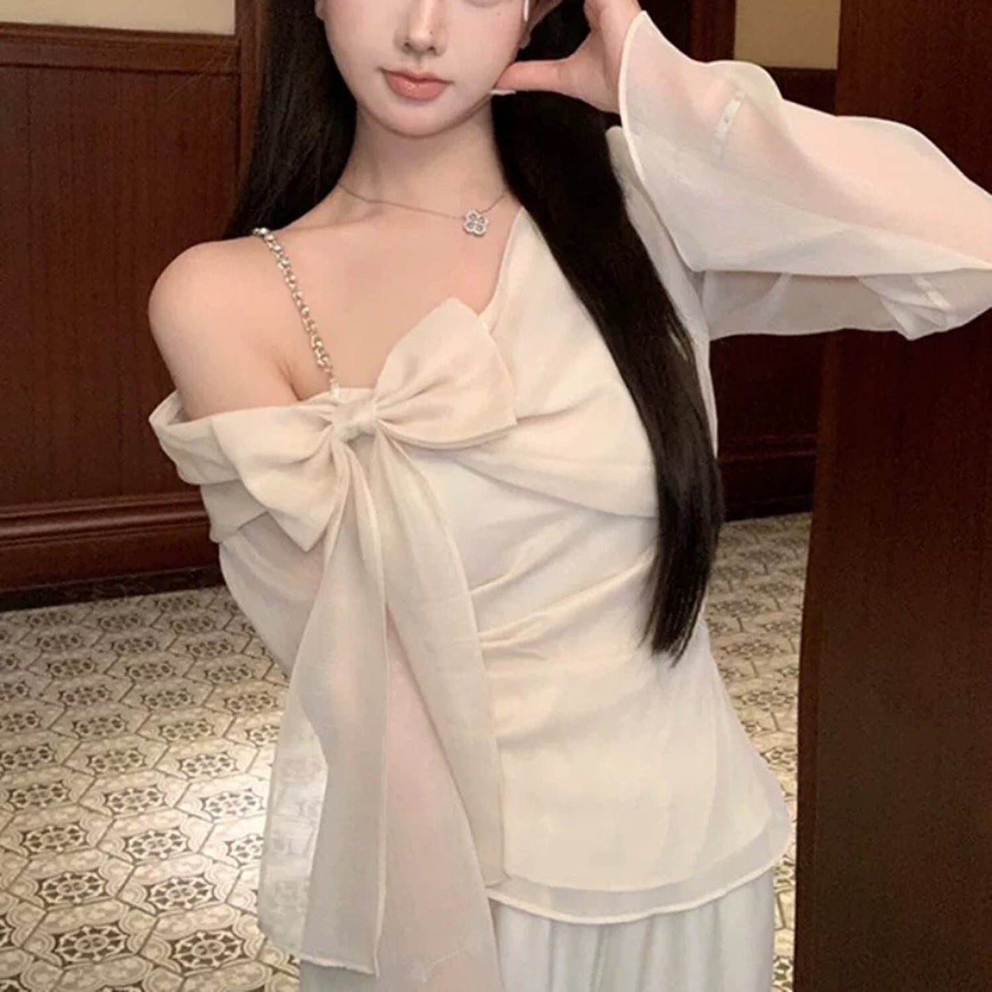 【tops】リボンチェーンストラップトップス　N3025