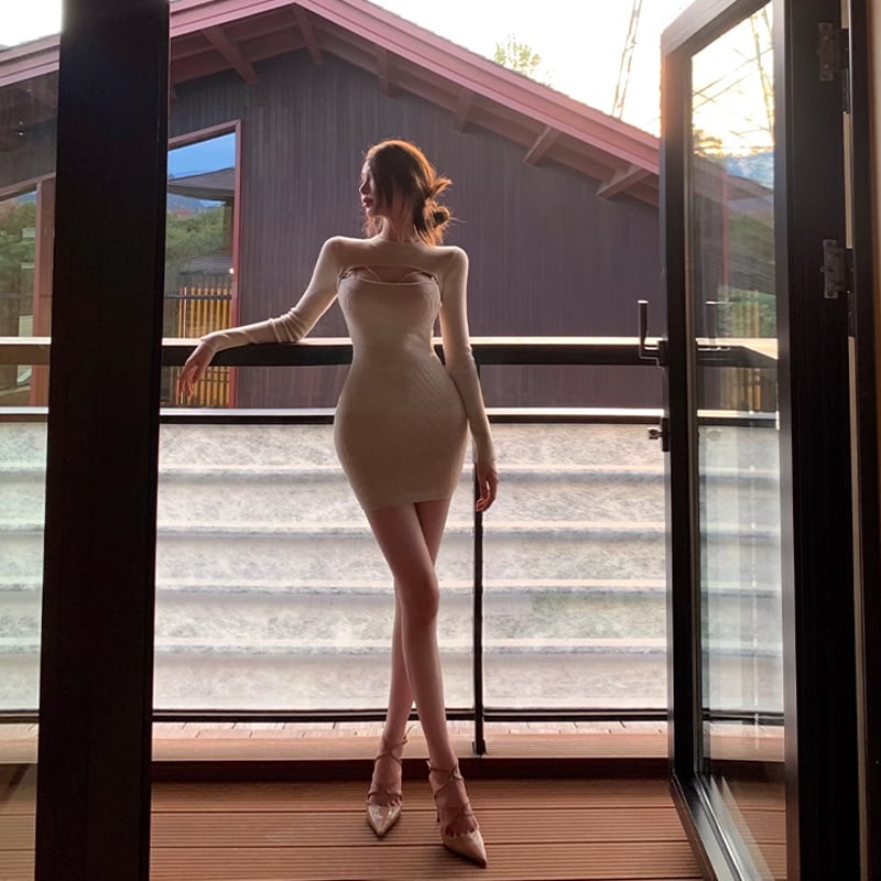 【dress】フロントカットニットワンピース Q7260