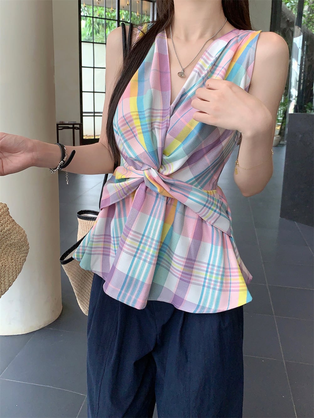 【tops】Vネック配色トップス　M24719