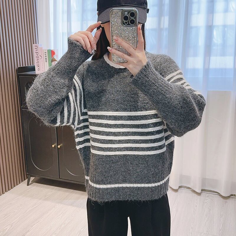 【tops】ボーダー柄ニットセーター　M27300