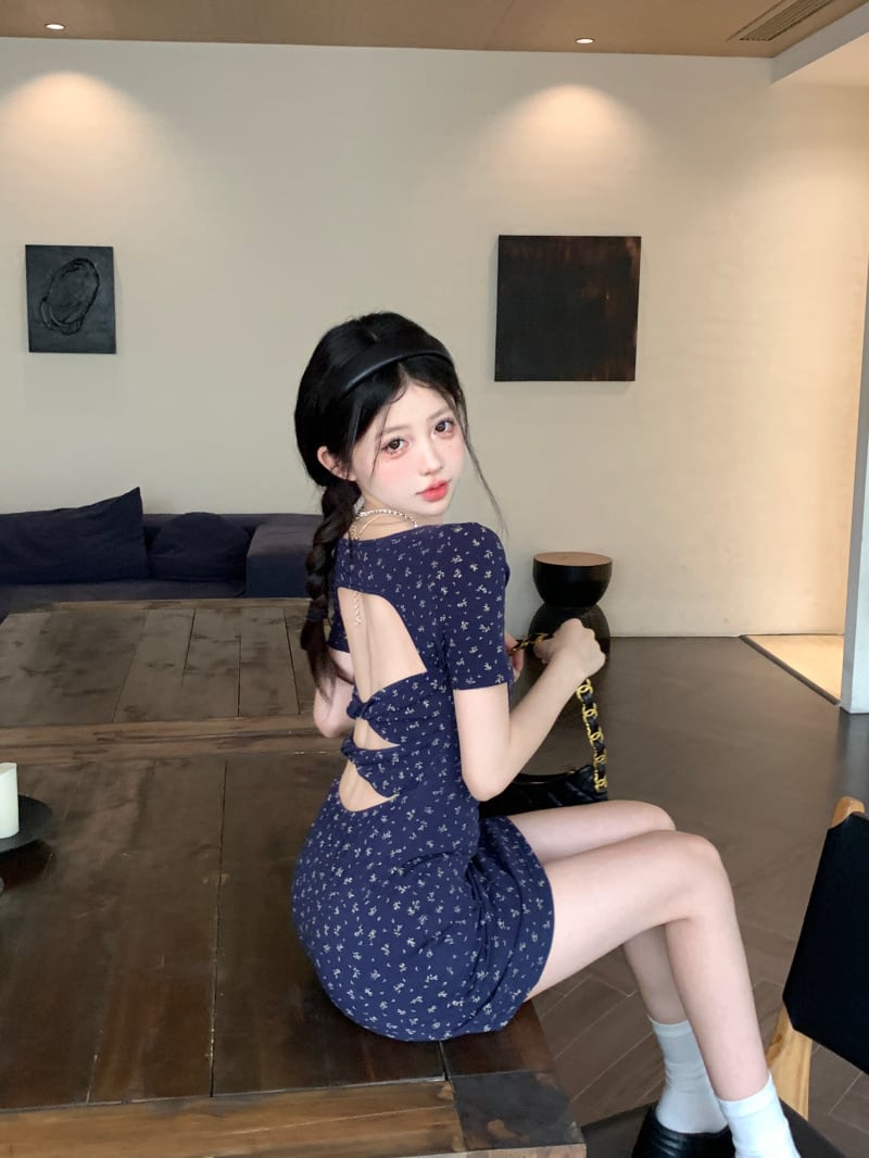 【dress】バックレスワンピース　M24787