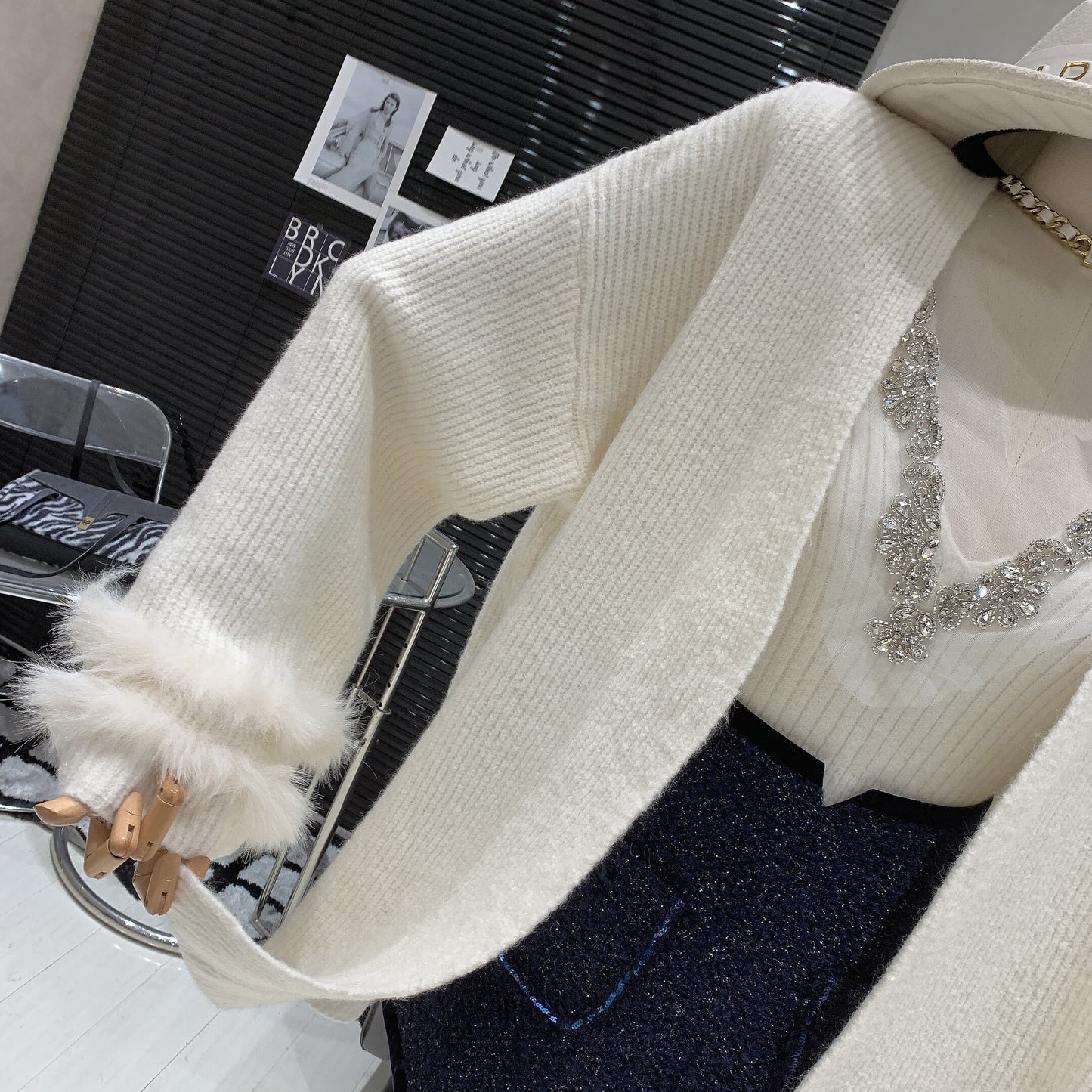 【set】袖ファーカーディガン×ビジュー付きタンクトップニットセット　N2925