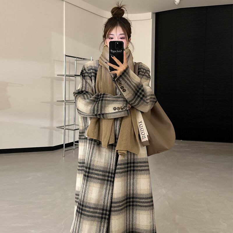 【outer】チェック柄ロング丈コート　M18522