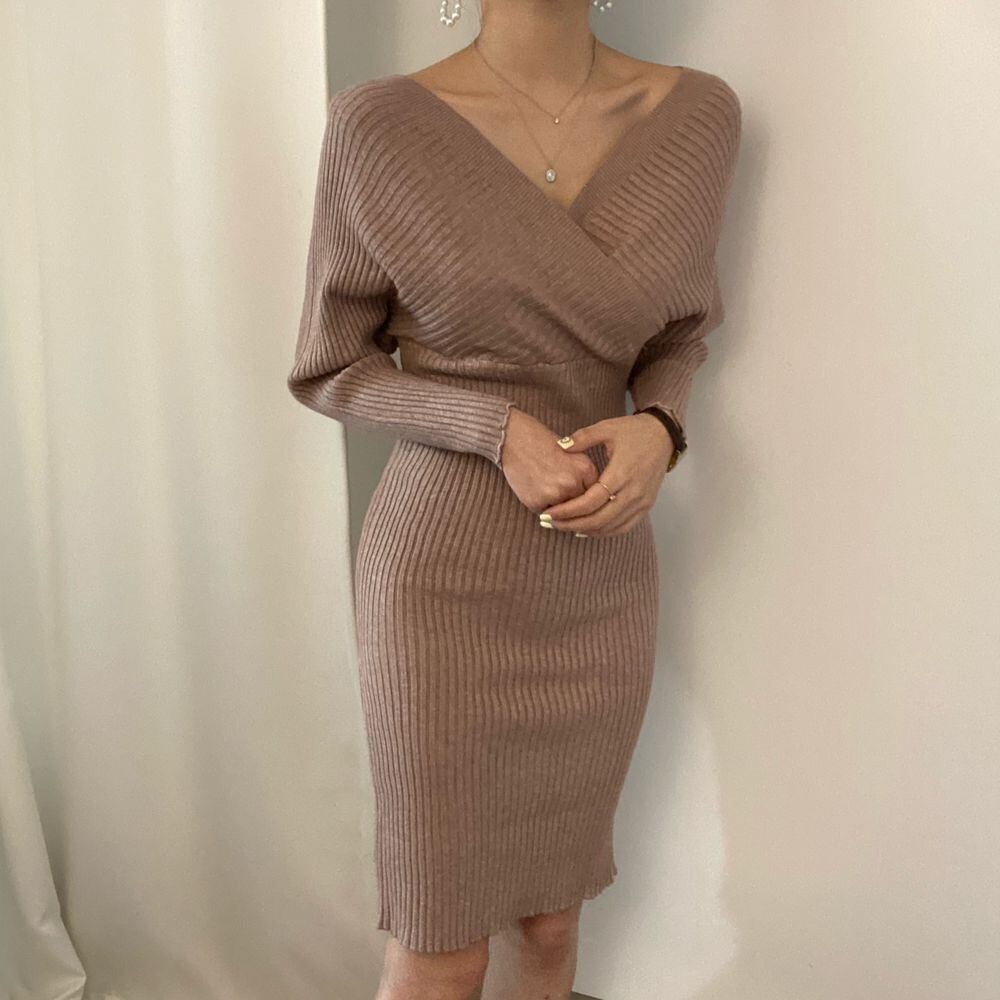 【dress】好感度UP!気質満点 韓国系スリット体型カバー長袖Vネック着痩せニットワンピース G2947
