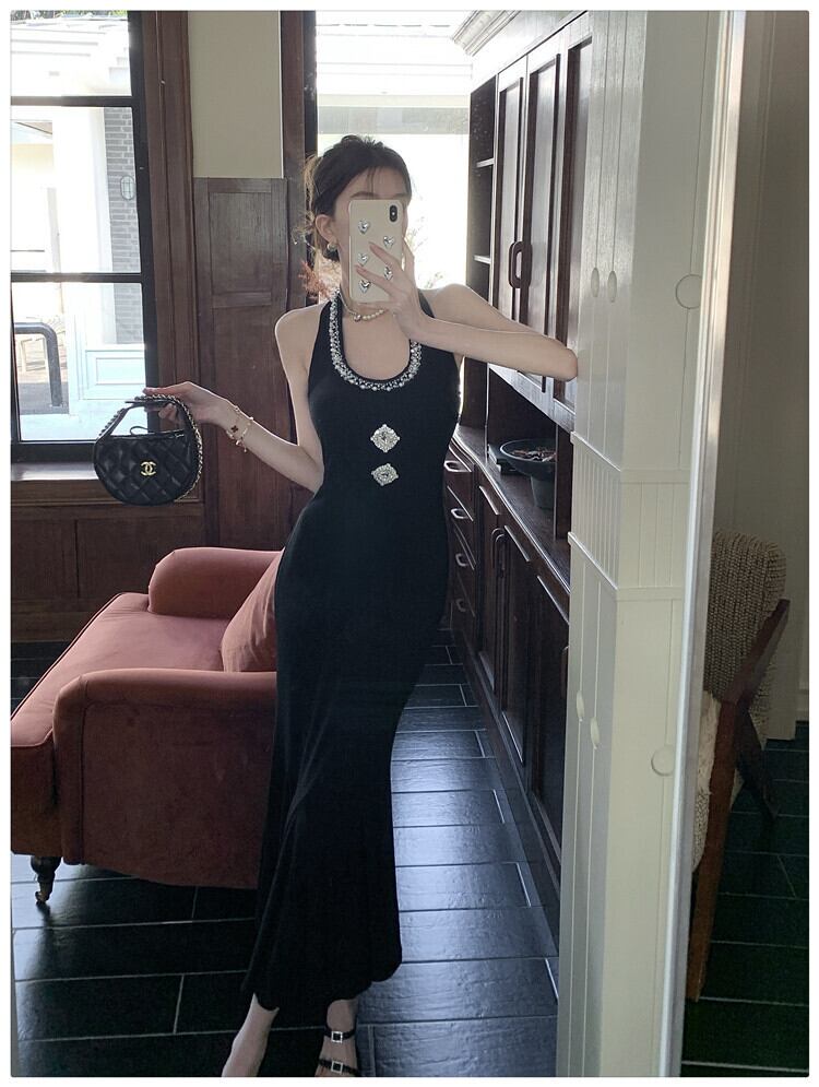 【dress】ビジューホルターネックワンピース　M29726