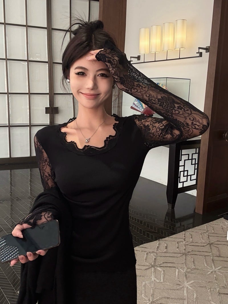 【tops】レース切り替えニットトップス　M27945