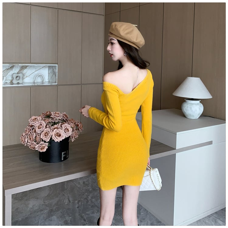【dress】立体フラワーオフショルダーニットワンピース　M27755
