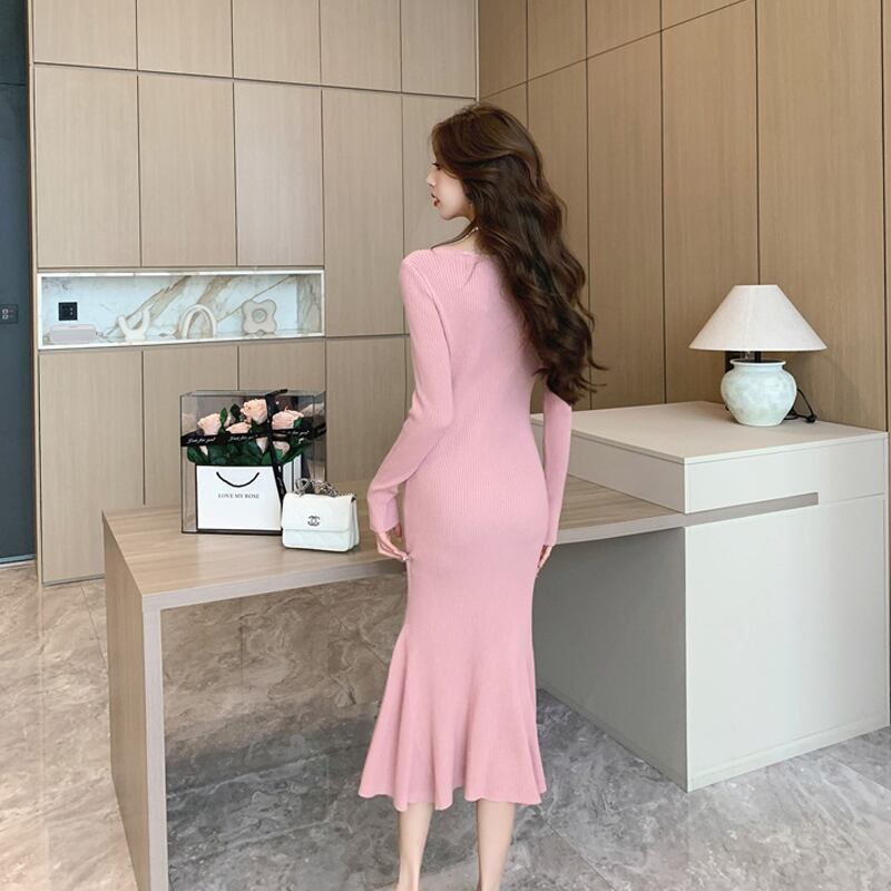 【dress】Vネックニットワンピース Q7665