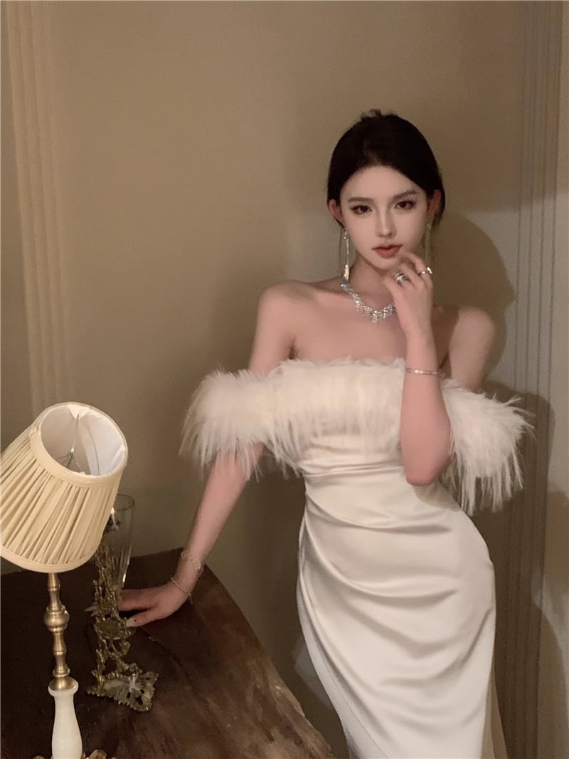 【dress】ファー付きオフショルダーワンピース Q7632