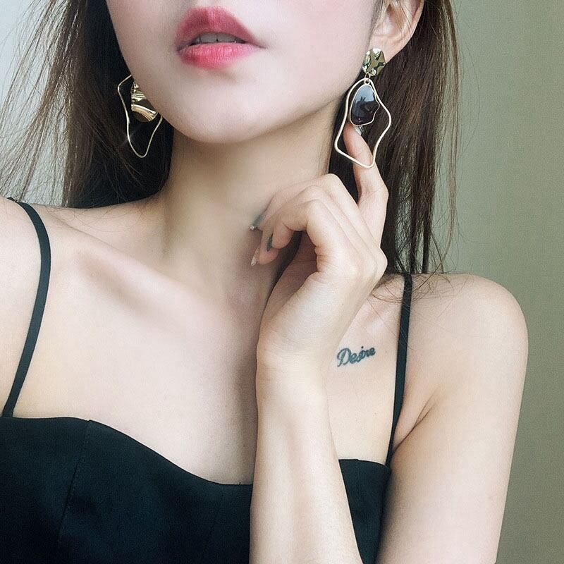 【小物】高級感 chic不規則 イレギュラー非対称ピアスアクセサリー幾何模様