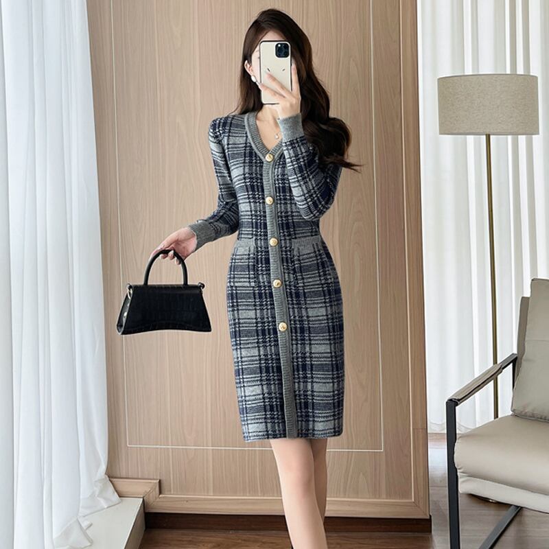 【dress】Vネックニットワンピース Q6780