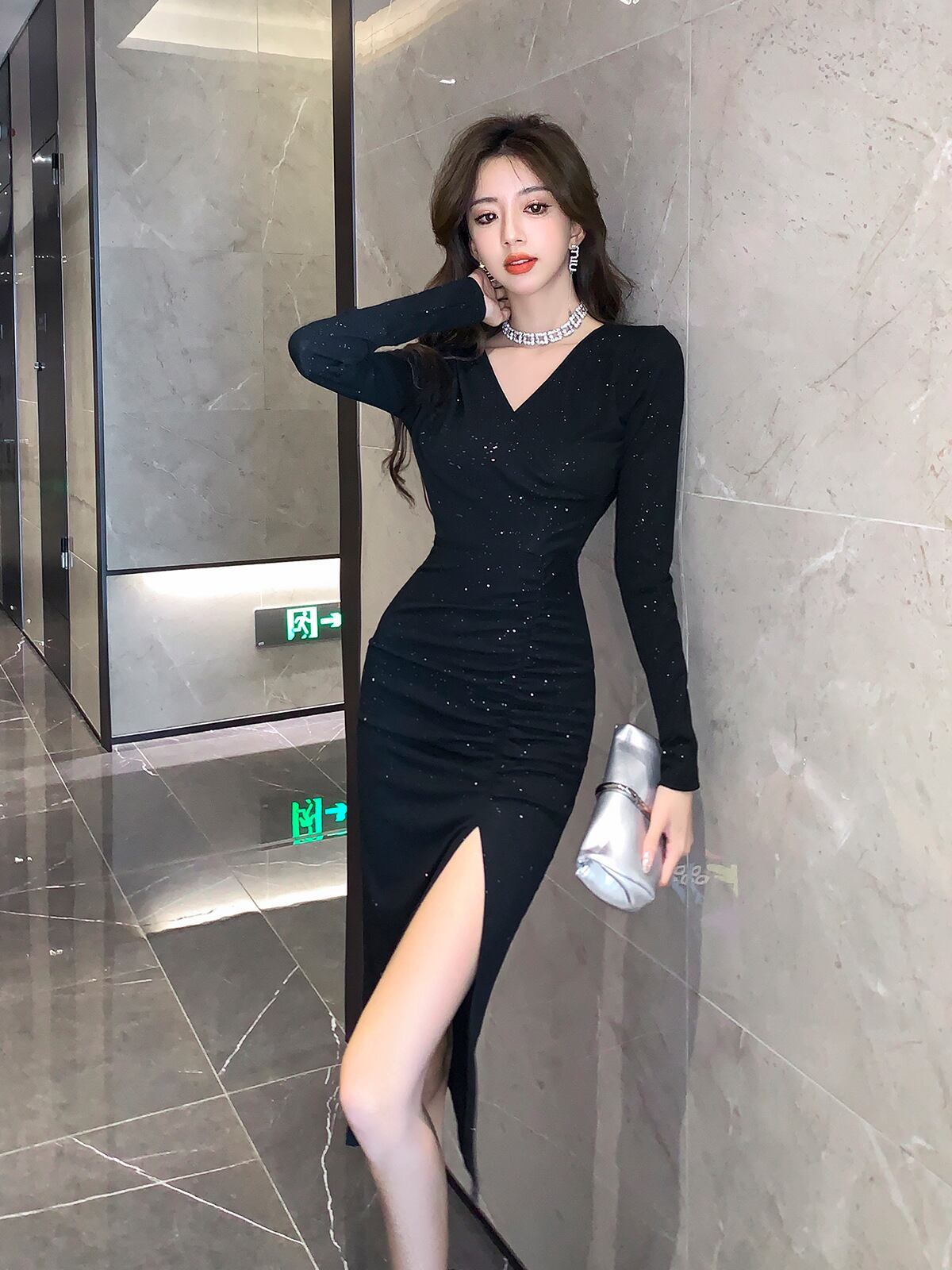 【dress】Vネックデートワンピース　M18895