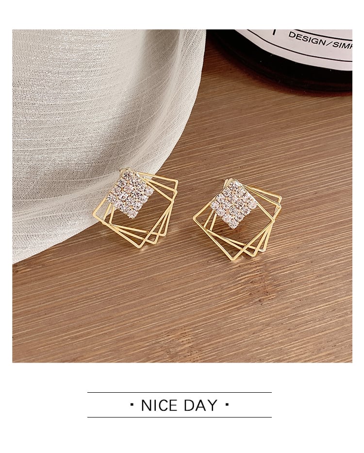【小物】ピアスアクセサリー人気上昇中 chicファッション幾何模様ラインストーン