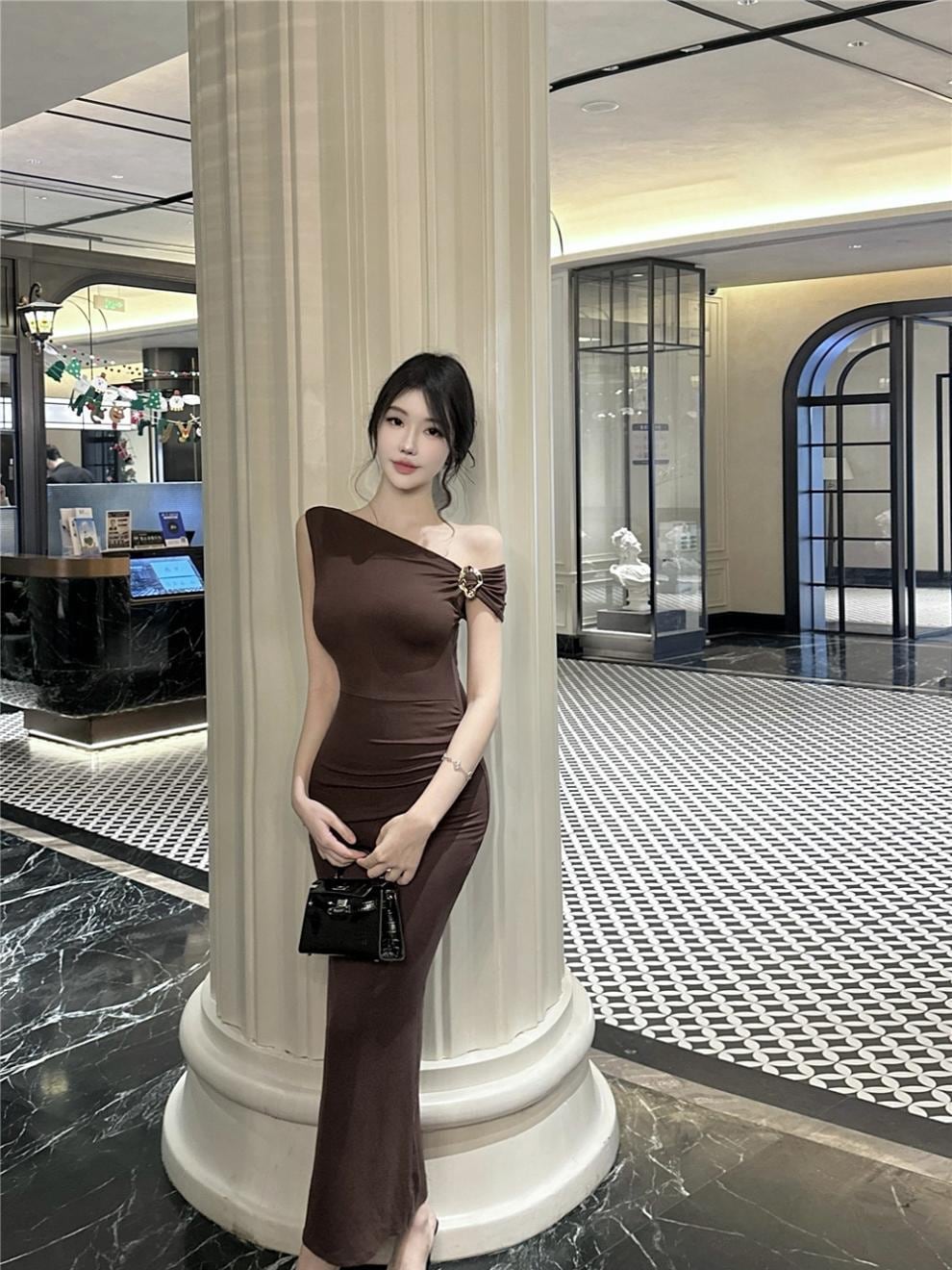 【dress】ワンショルダータイトワンピース Q8083