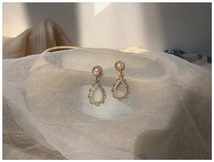 【小物】目立つ エレガントオシャレパールレディースピアスアクセサリー