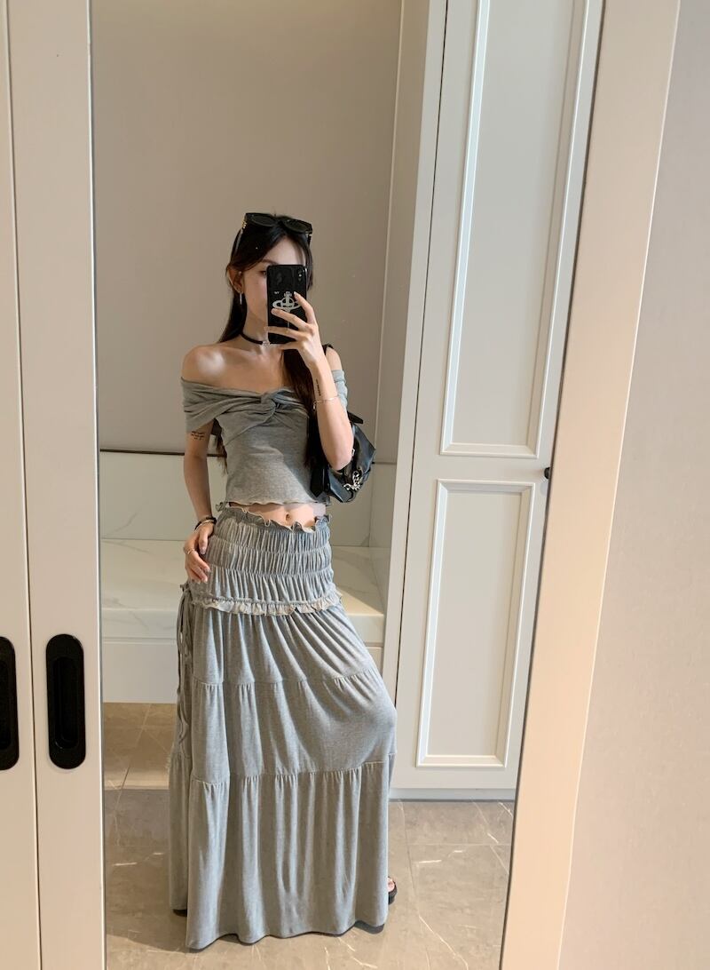 【set】オフショルダーTシャツ+スカート２点セットG21577