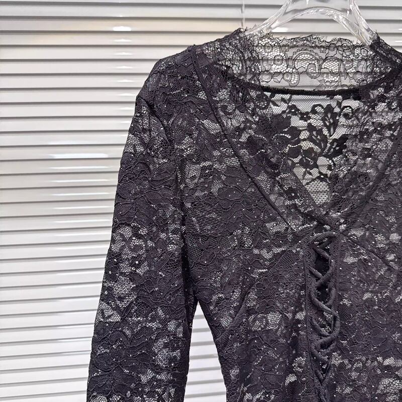 【tops】Vネックレーストップス Q8160