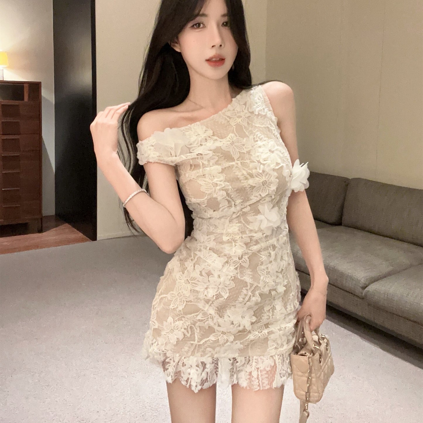 【dress】オフショルダー刺繍レースワンピース　M30262