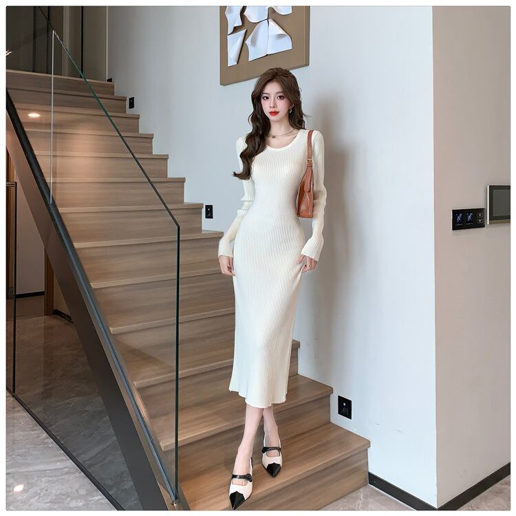 【dress】スリットニットワンピース　M18816