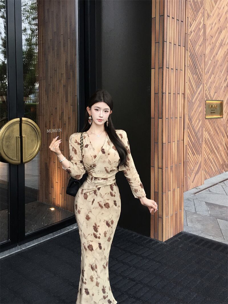 【dress】Vネックワンピース　M27994
