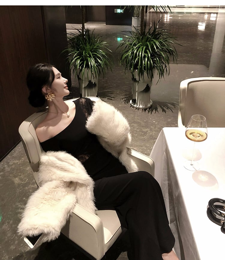 【dress】オフショルダーレース切り替えワンピース　M28707
