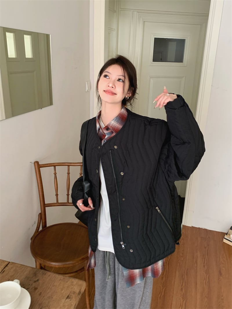 【outer】ラウンドネックショートダウン　M28264