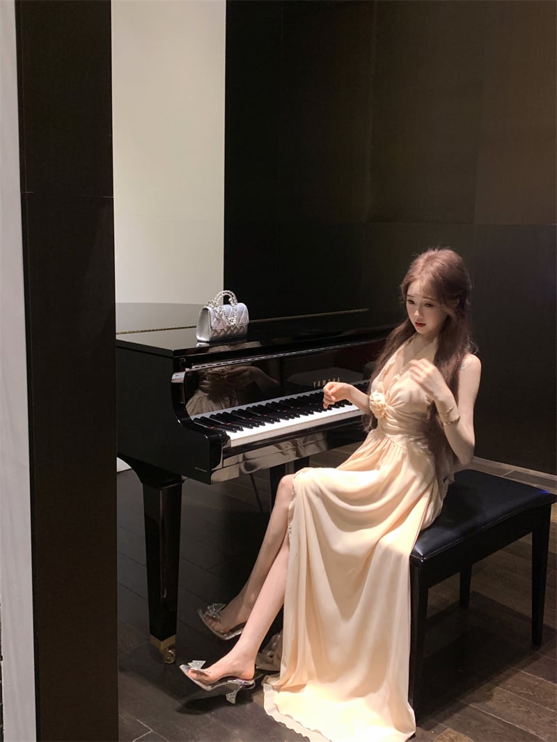 【dress】ホルターネックワンピース　M24518