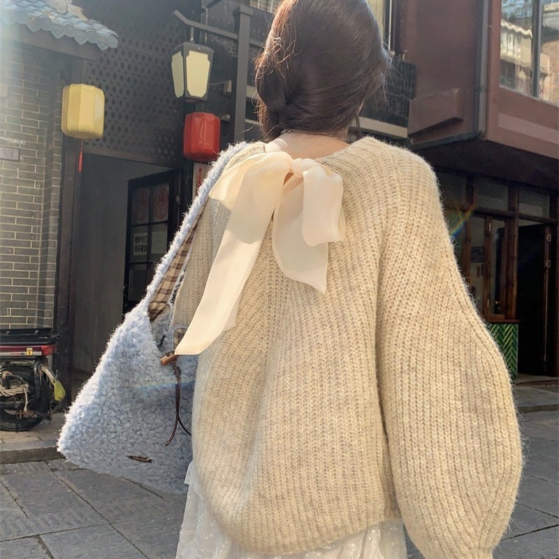 【tops】バックボン付きニットセーター　M27958