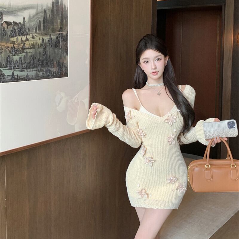 【dress】立体フラワーニットワンピースキャミソール付き　M28428
