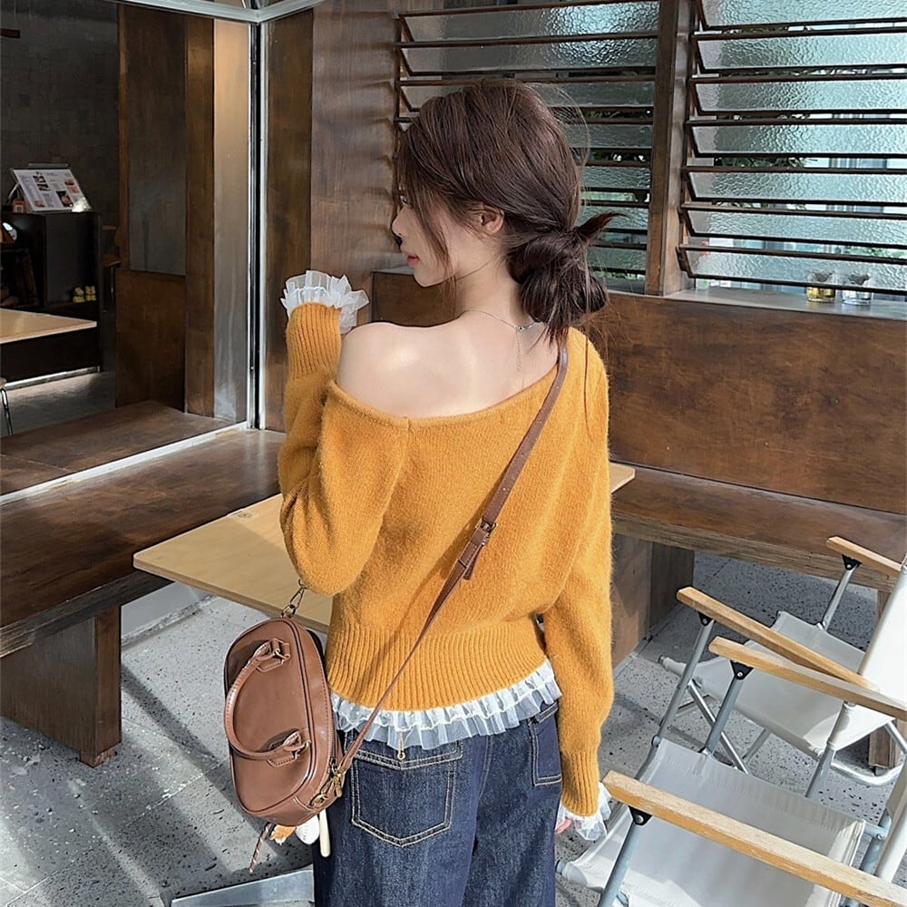 【tops】オフショルダーレース切り替えニットセーター　M28799