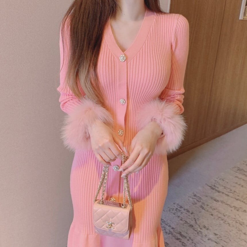 【dress】袖ファー マーメイドニットワンピース　M26156