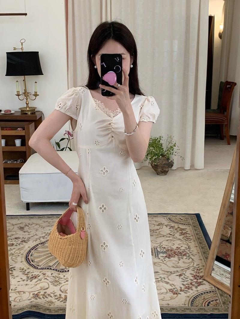 【dress】Vネックカットワークワンピース　M23891