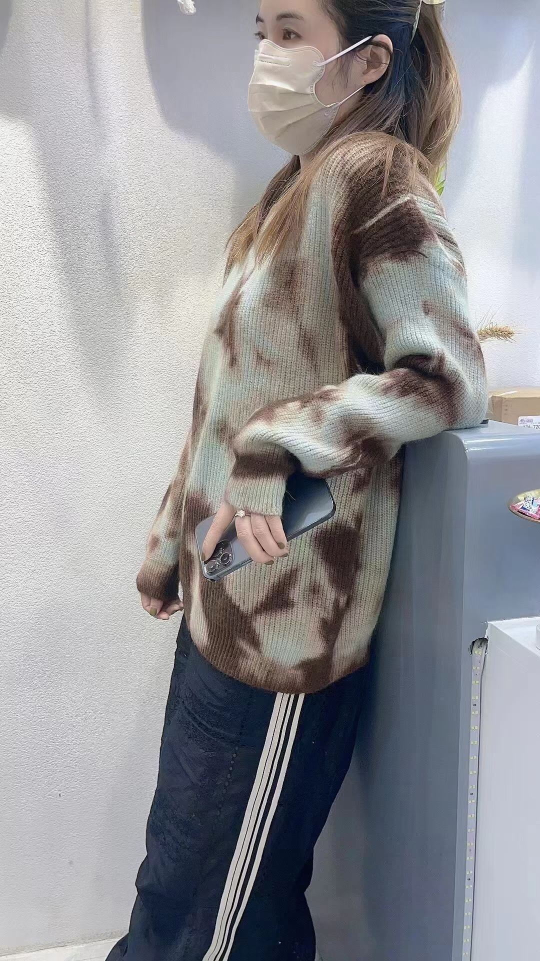 【tops】クルーネックニットセーター　M18506