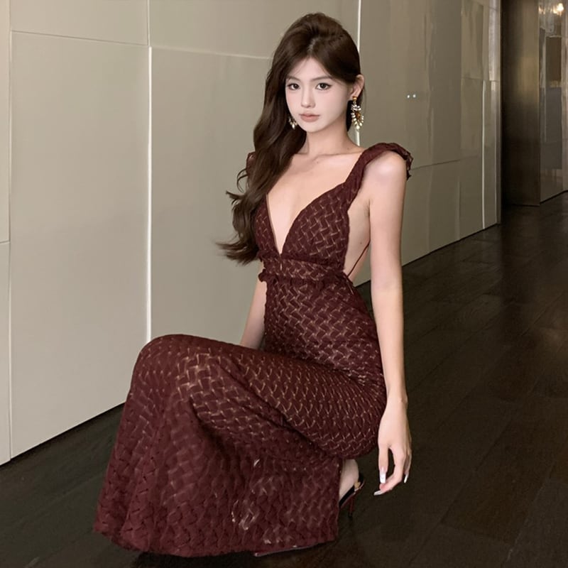 【dress】Vネックストラップバックロングワンピース Q8039
