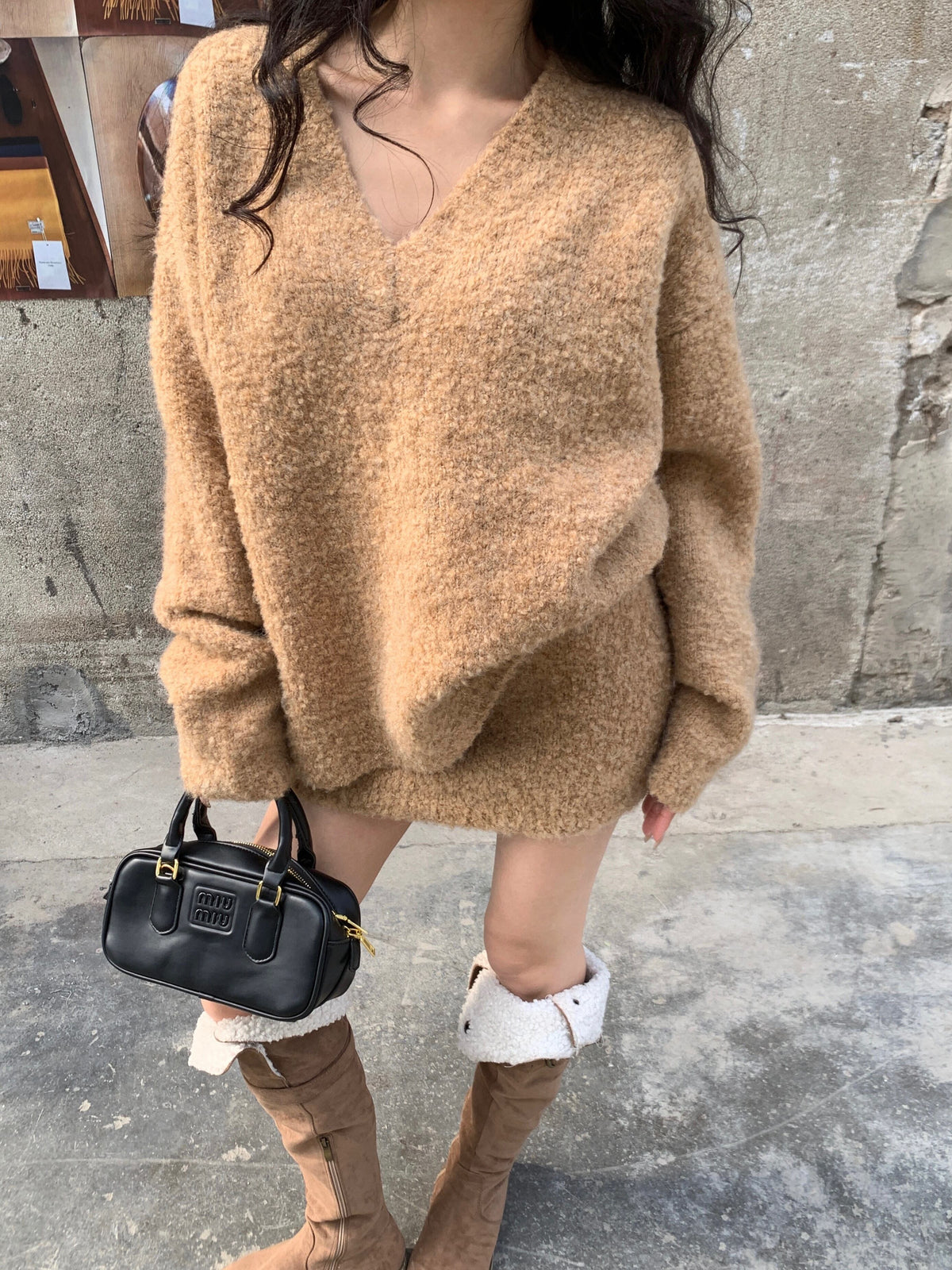 【set】Ⅴネックニットトップス×ミニスカートセット　N2784