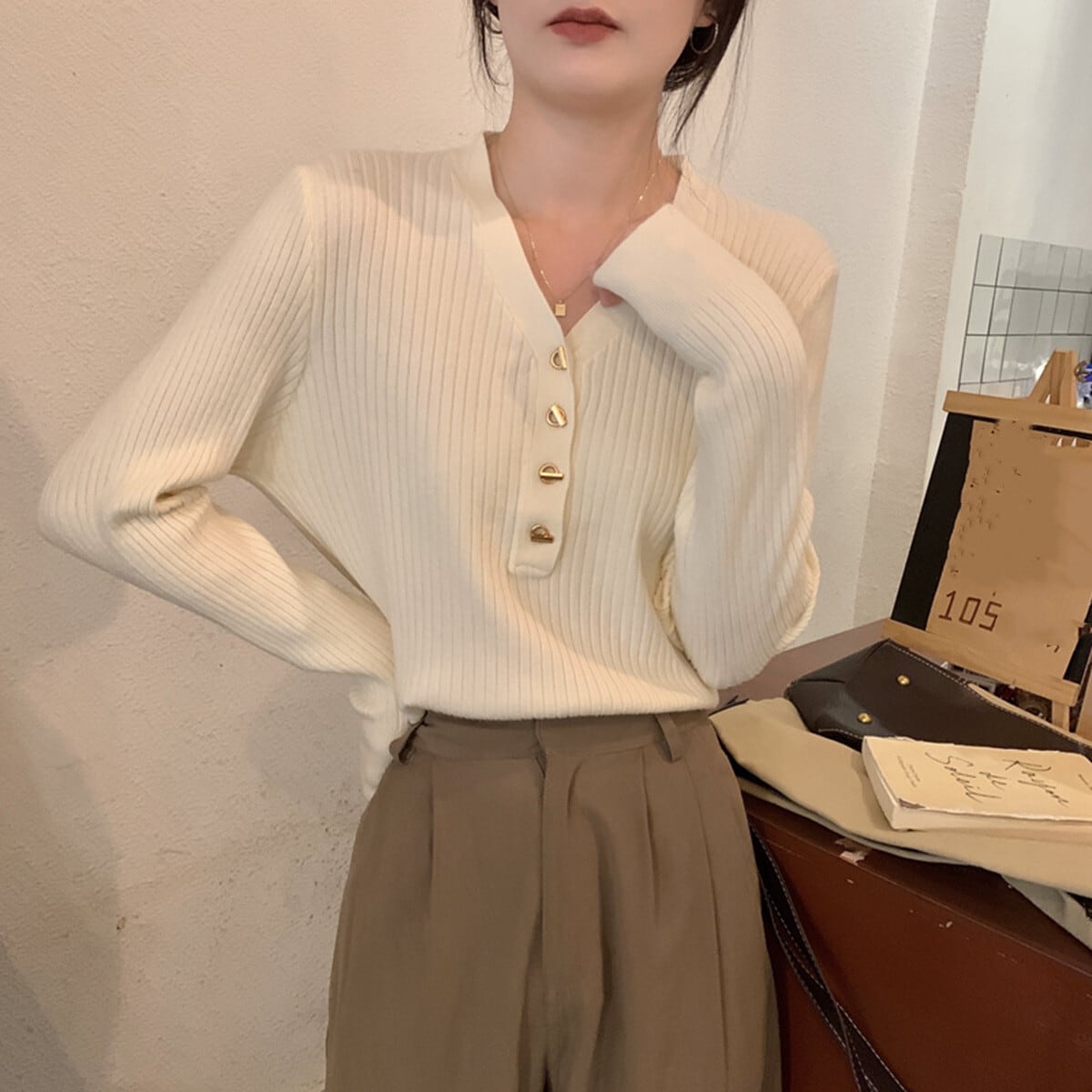 【tops】Vネックニットトップス　M27239