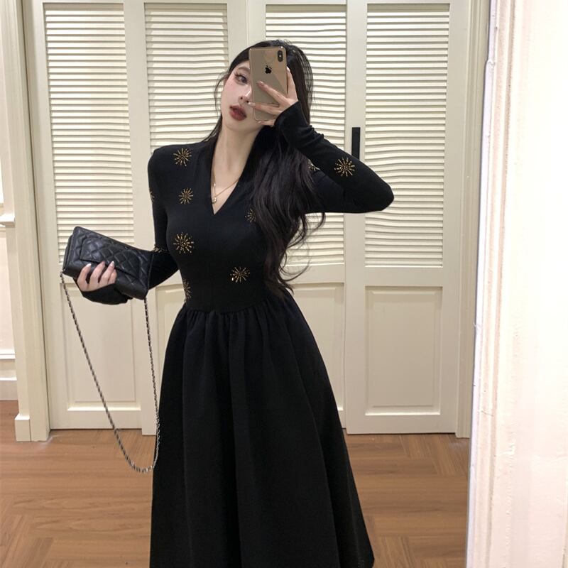 【dress】Ｖネックロングワンピース Q7113