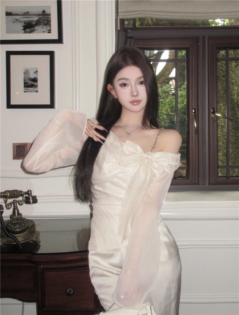 【tops】リボン付きオフショルダートップス　M28459