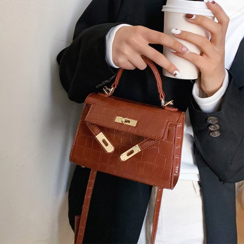 【小物】高級感 合わせやすいシンプルオシャレINS風肩掛け斜め掛けバッグ G2618