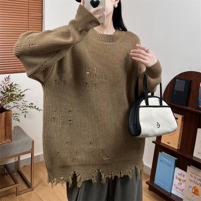 【tops】ダメージ加工ニットセーター　M18700