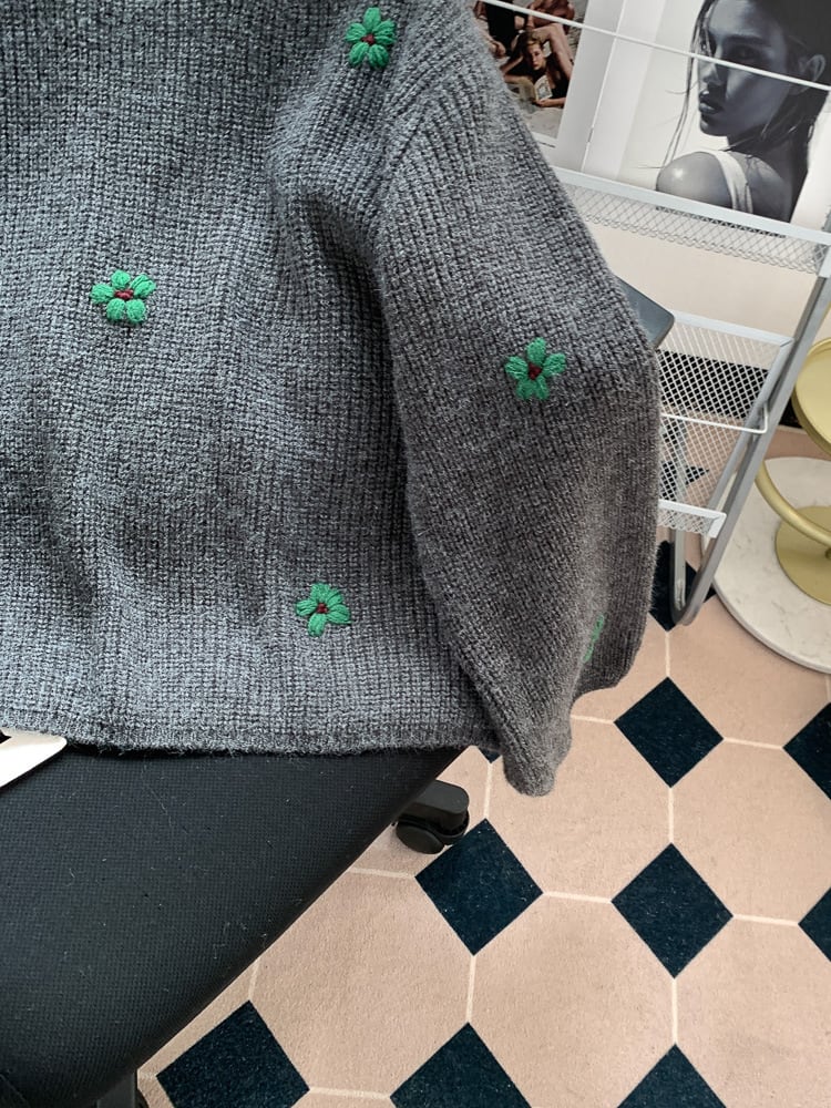 【tops】クルーネックニットセーター　M28853