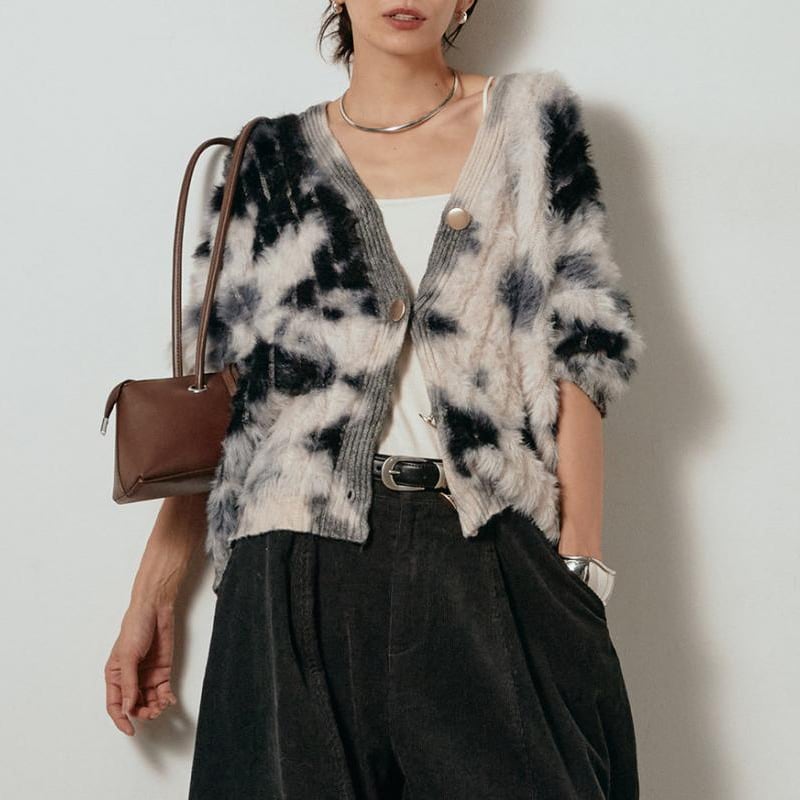 【outer】3色展開ファー付きニットカーディガン Q7655